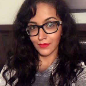 Meet your Posher, Fabiola